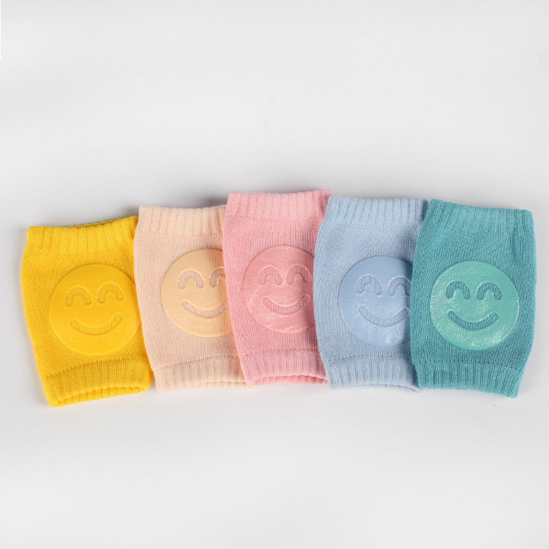 Non-slip knee pads for babies